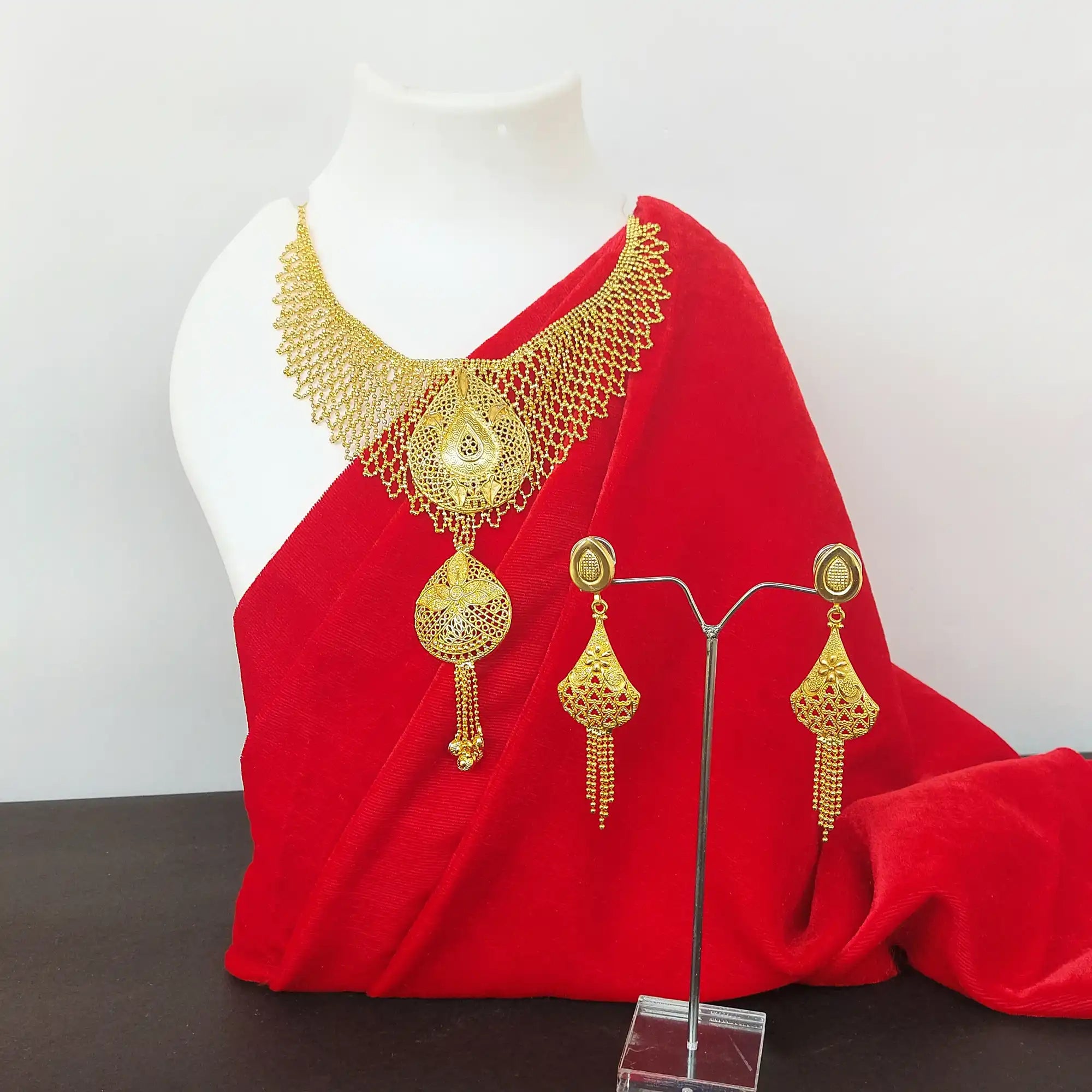 Layered Gold Necklace Set NS 02