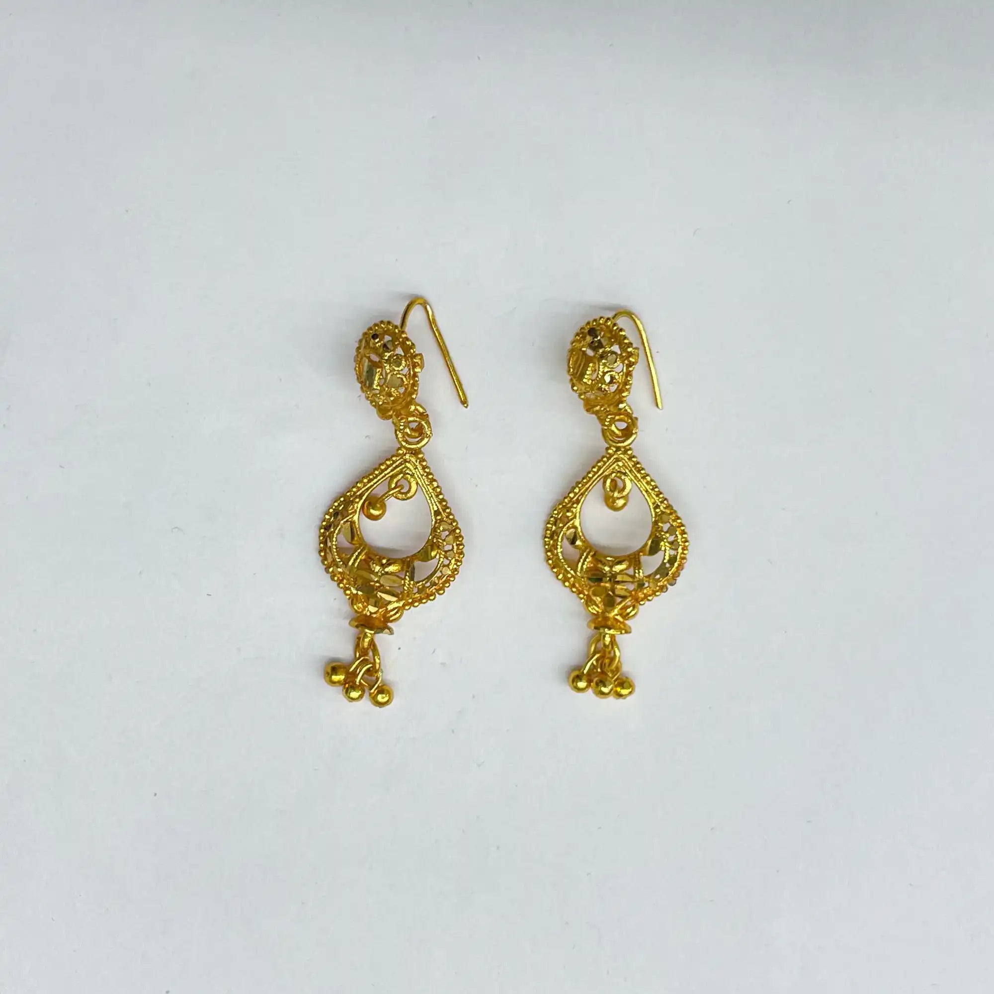 Dangling Gold Long Earrings IJMGE 62