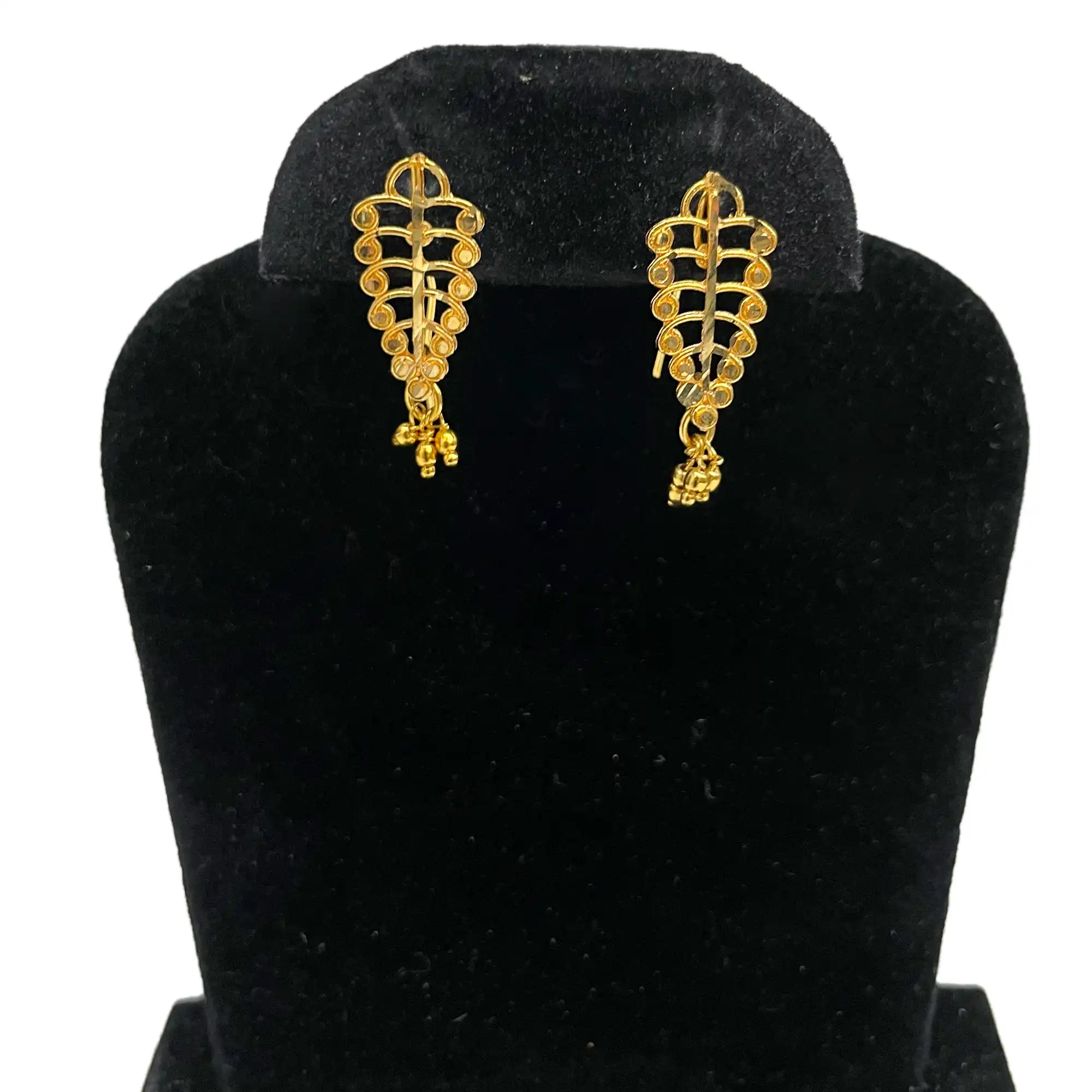 pakistani jewelry, bollywood earrings, traditional earrings,  gold drop earrings