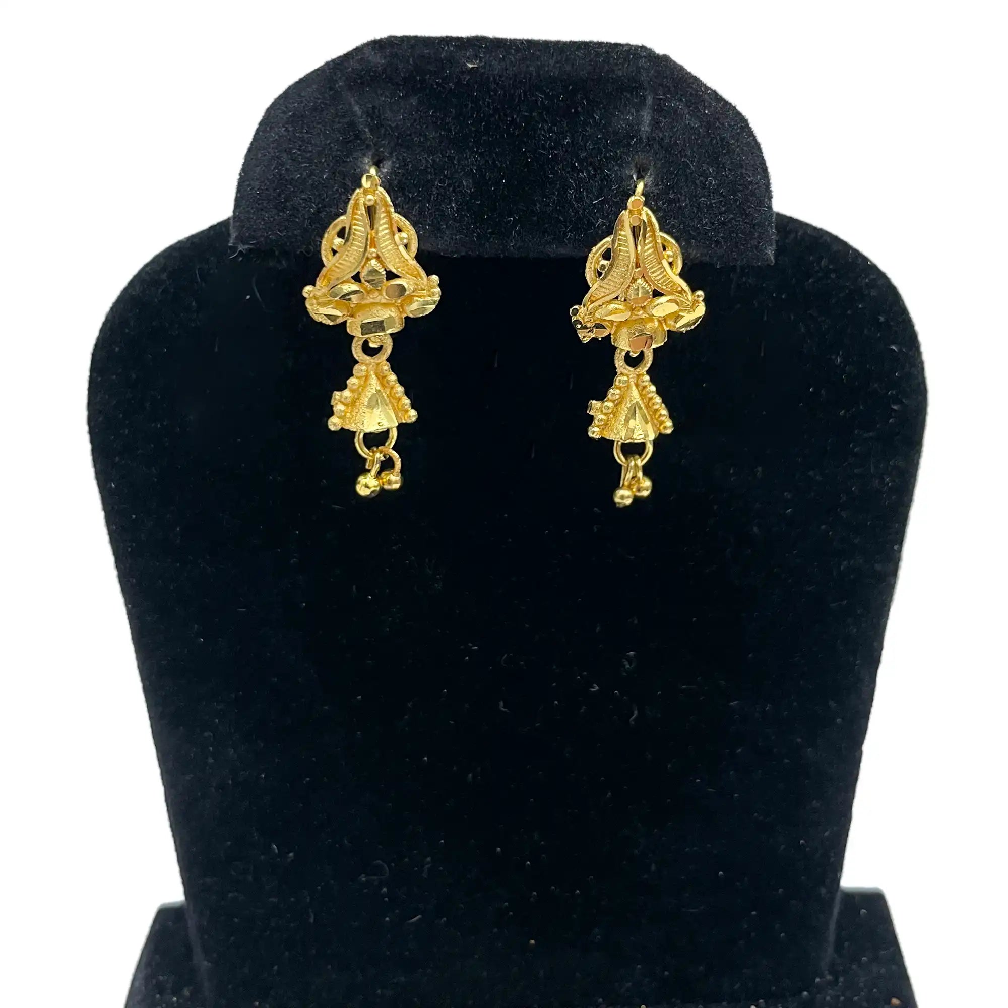 ehanic earrings, jhumka earrings, indian wedding earring